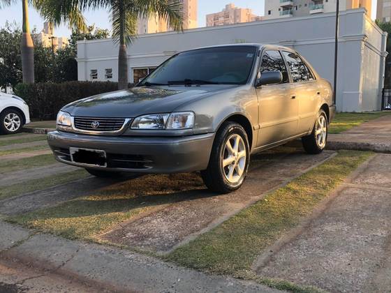 TOYOTA COROLLA 1.8 XEI 16V GASOLINA 4P AUTOMÁTICO TOYOTA COROLLA 1.8 XEI 16V GASOLINA 4P AUTOMÁTICO